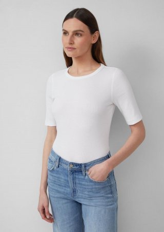 s.Oliver Geripptes T-Shirt im Slim Fit aus Baumwollmix - weiß s.Oliver Geripptes T-Shirt im Slim Fit aus Baumwollmix - weiß