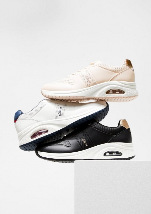 s.Oliver Sportliche Sneaker mit gepolsterter Laufsohle - schwarz s.Oliver Sportliche Sneaker mit gepolsterter Laufsohle - schwarz