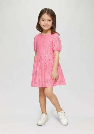 s.Oliver Kurzes Kleid aus Spitze mit elastischen Bündchen an den Ärmeln - pink s.Oliver Kurzes Kleid aus Spitze mit elastischen Bündchen an den Ärmeln - pink