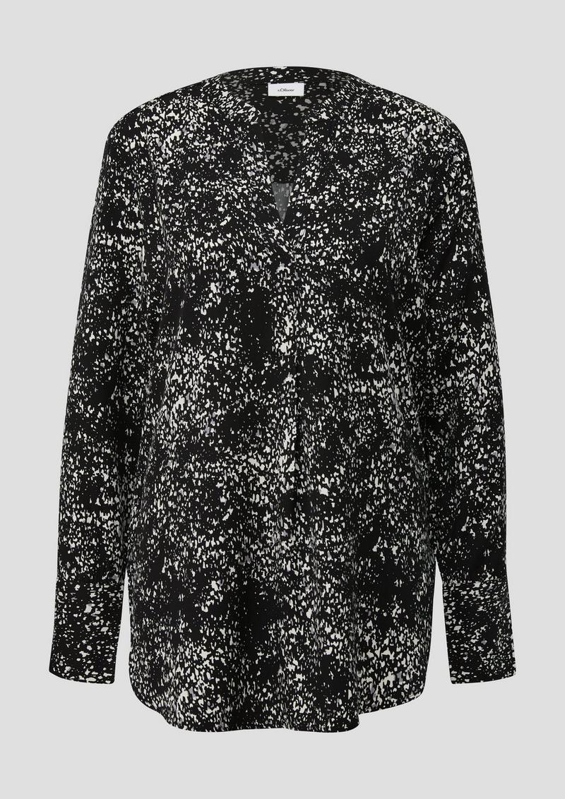 s.Oliver Gemusterte Bluse im Loose Fit - schwarz