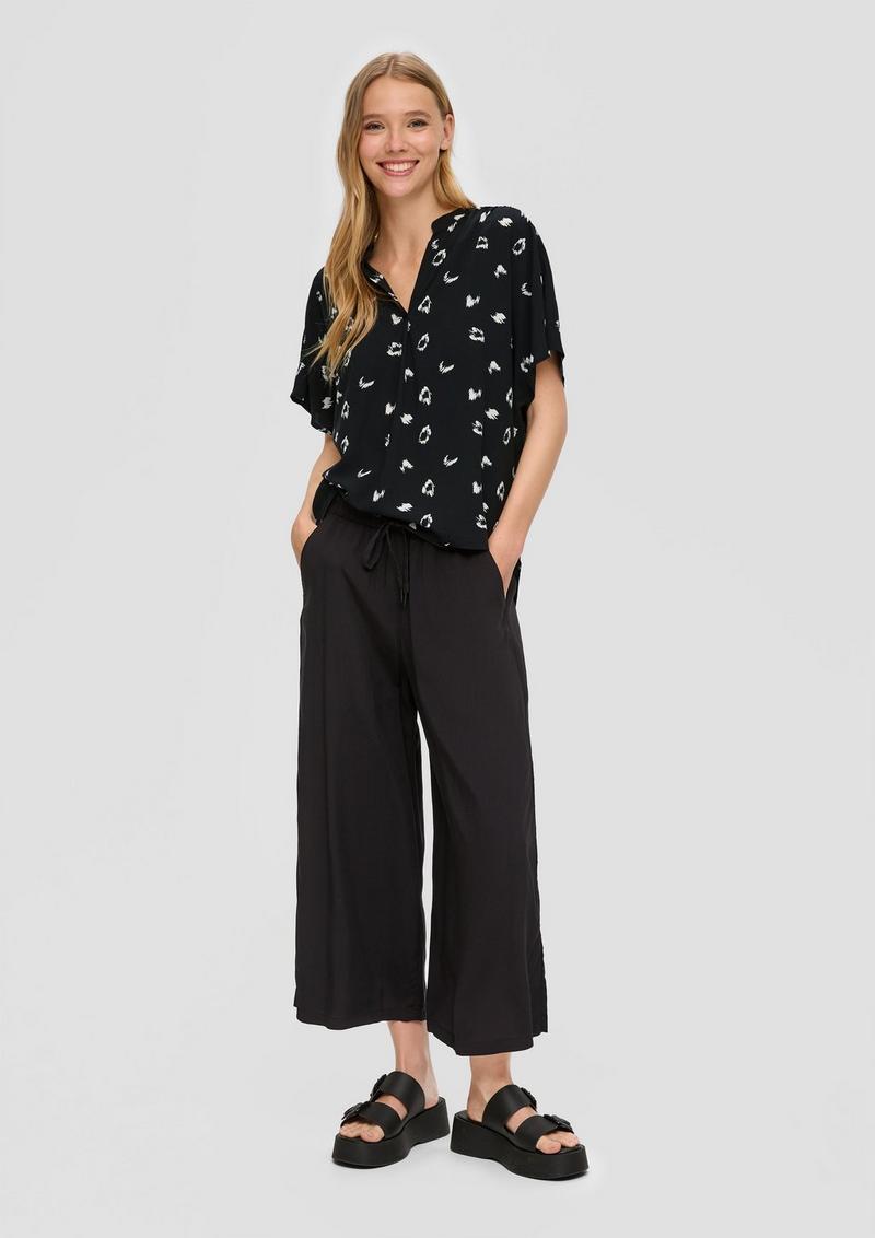 s.Oliver Viskosebluse mit All-over-Print - schwarz