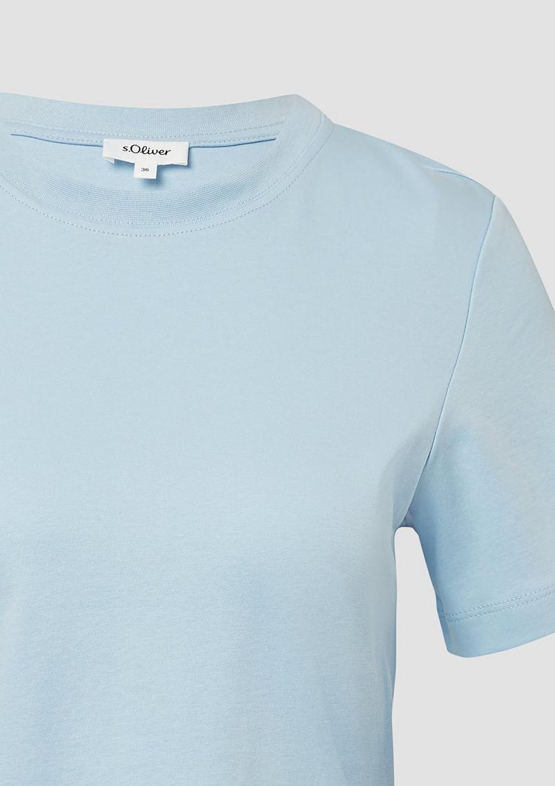 s.Oliver Verkürztes T-Shirt aus Interlockjersey - hellblau
