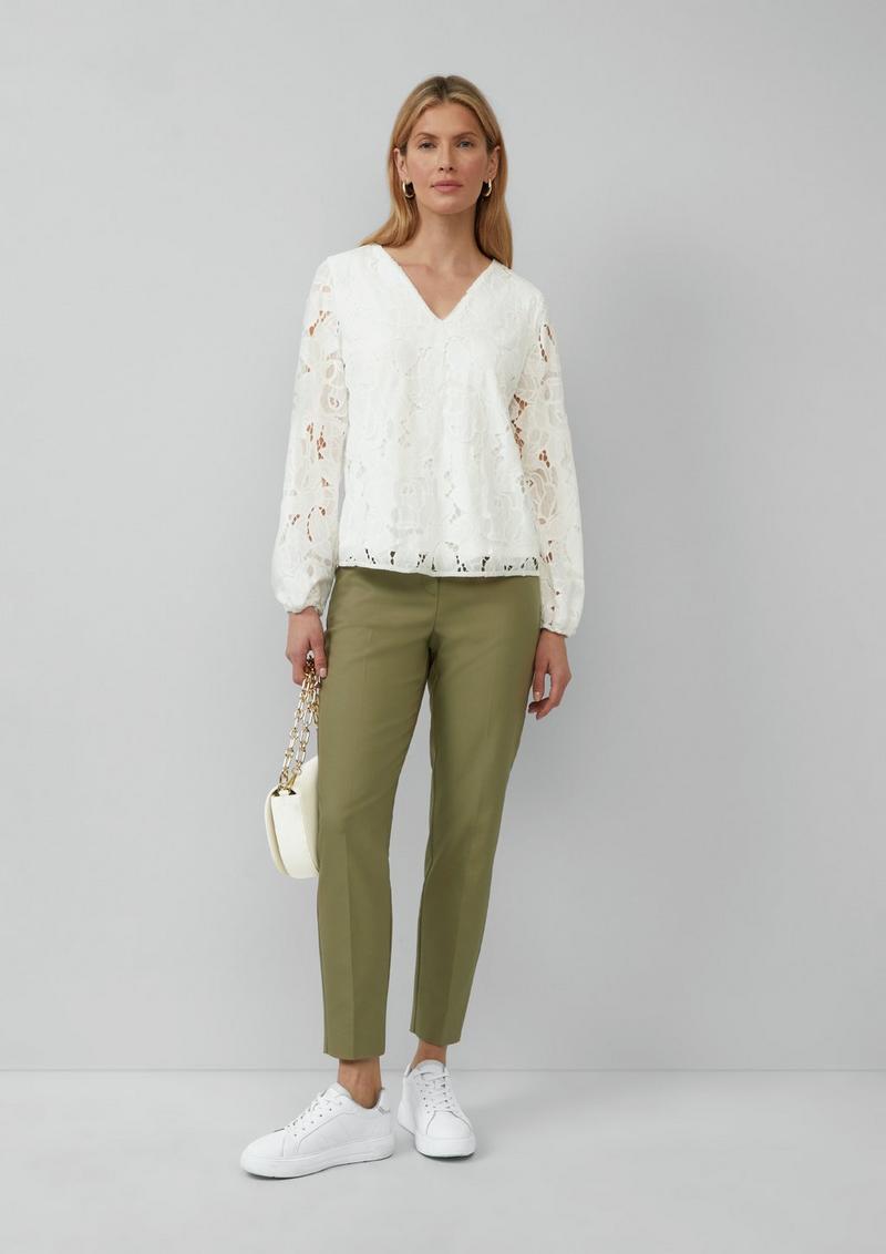 s.Oliver Bluse aus Spitze mit Jerseyfutter und V-Ausschnitt - ecru