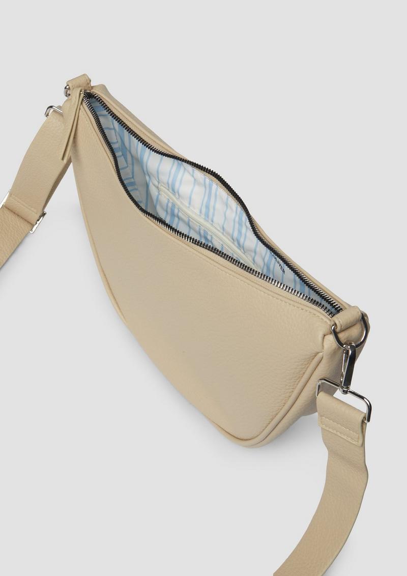s.Oliver Halfmoon Bag aus Lederimitat - beige