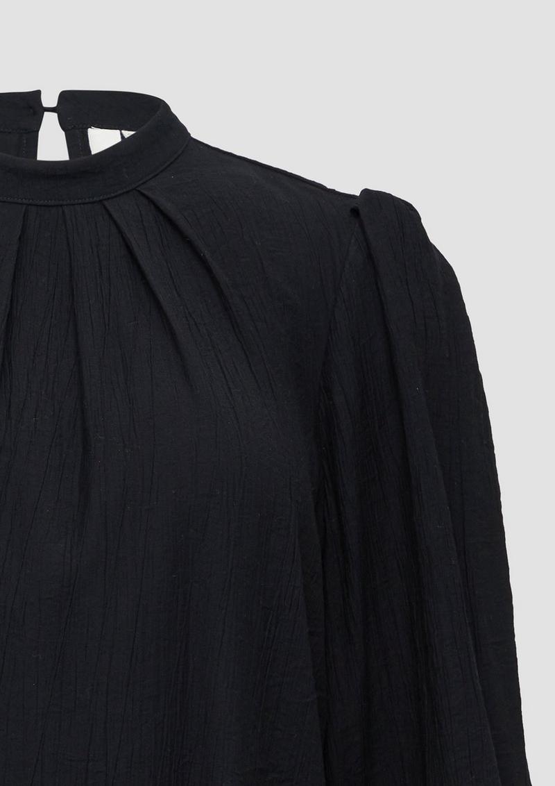 s.Oliver Viskosemix-Bluse mit Crinkle-Struktur - schwarz