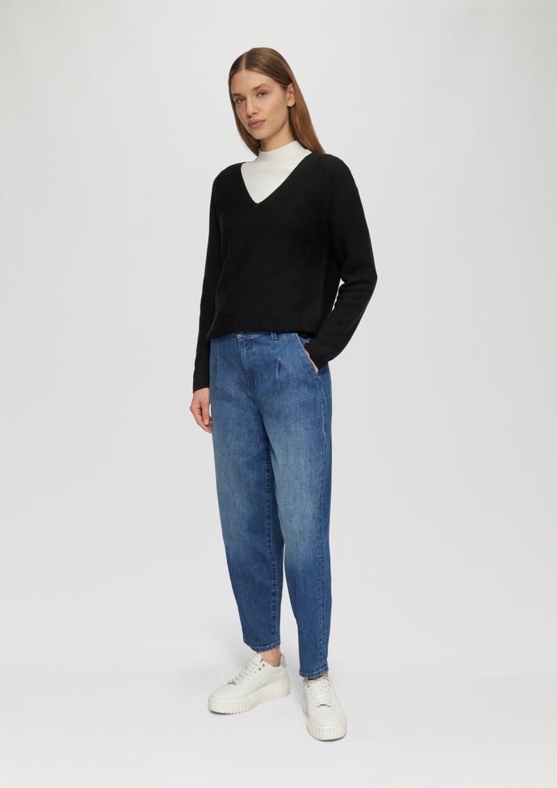 s.Oliver Gerippter Strickpullover aus Baumwollmix mit V-Ausschnitt - schwarz