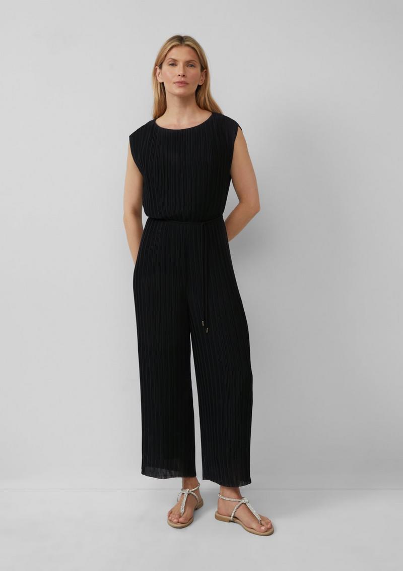 s.Oliver Plissierter Jumpsuit aus Chiffon mit Bindegürtel - schwarz
