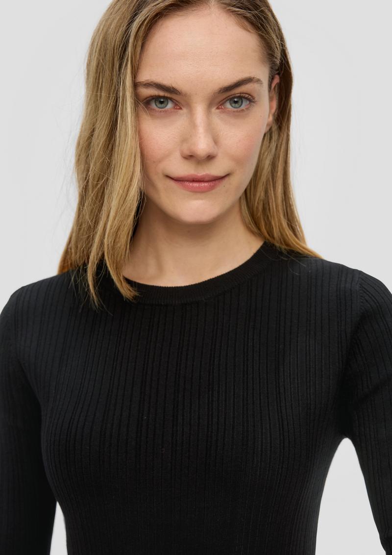 s.Oliver Gerippter Pullover aus Viskosestretch - schwarz