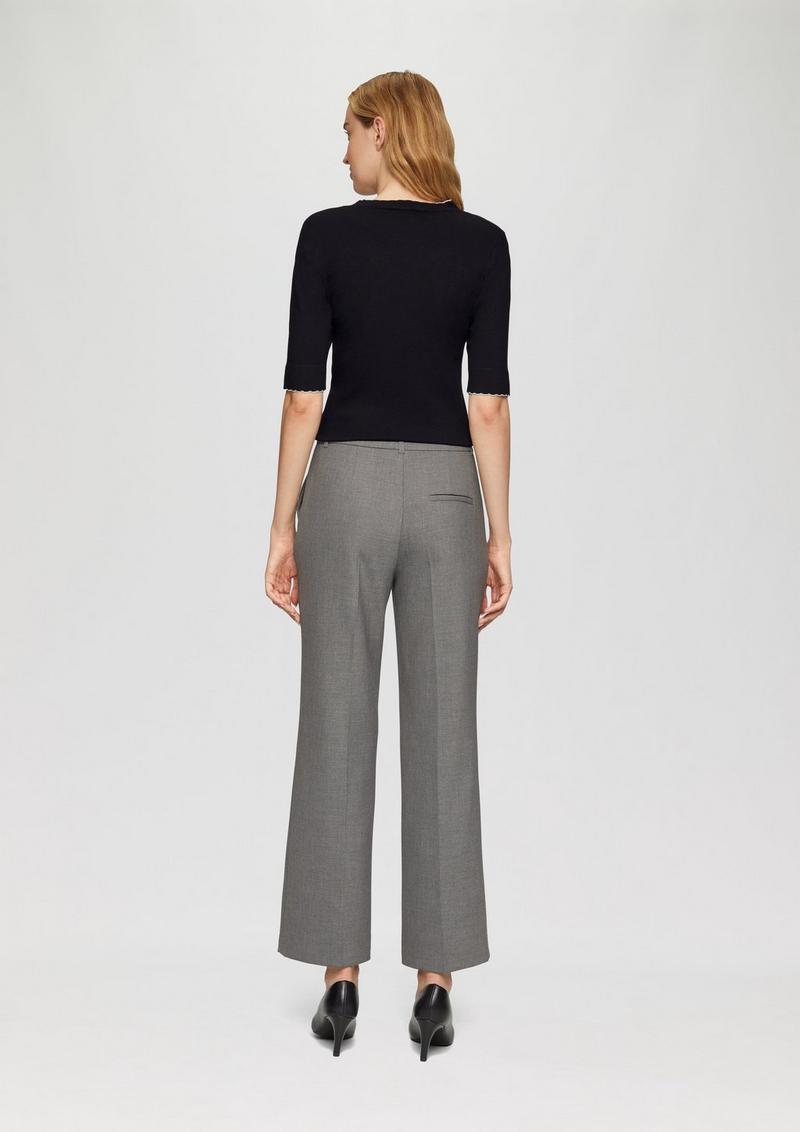 s.Oliver Strickpullover im Slim Fit mit Kontrastdetails - schwarz