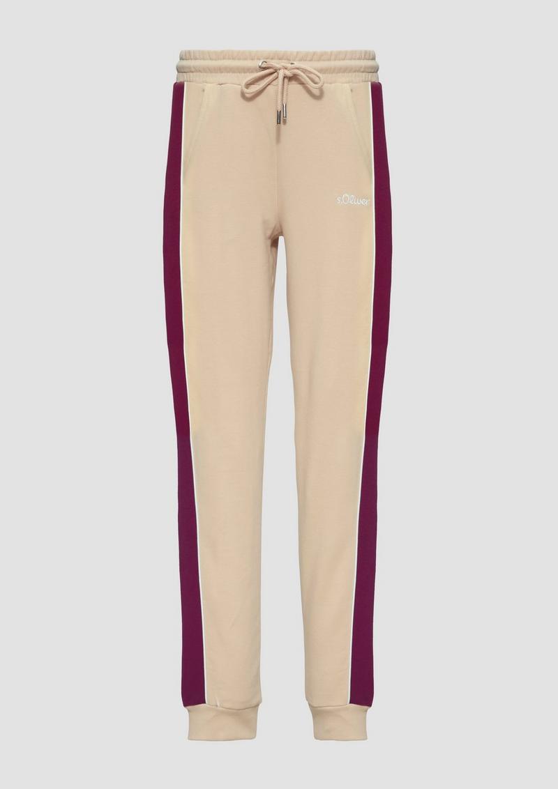 s.Oliver Sweathose mit Streifen-Detail - beige