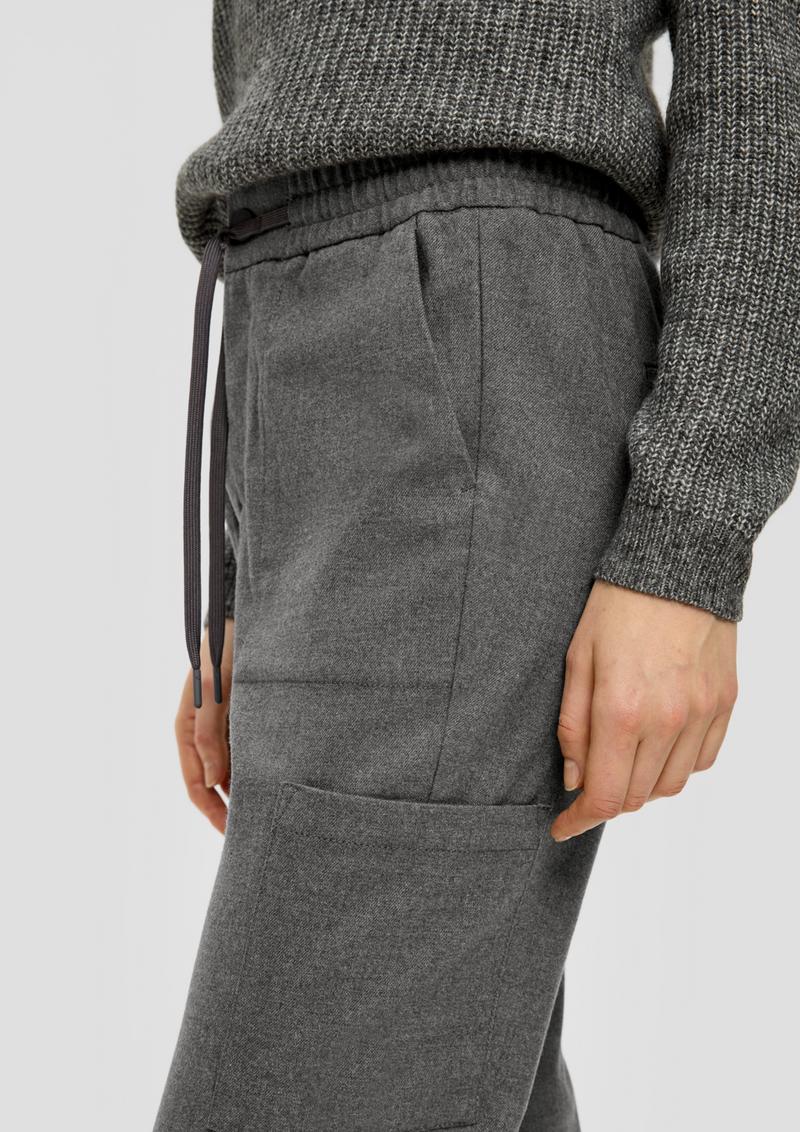 s.Oliver Relaxed: Twill-Hose mit Tapered Leg - graphit