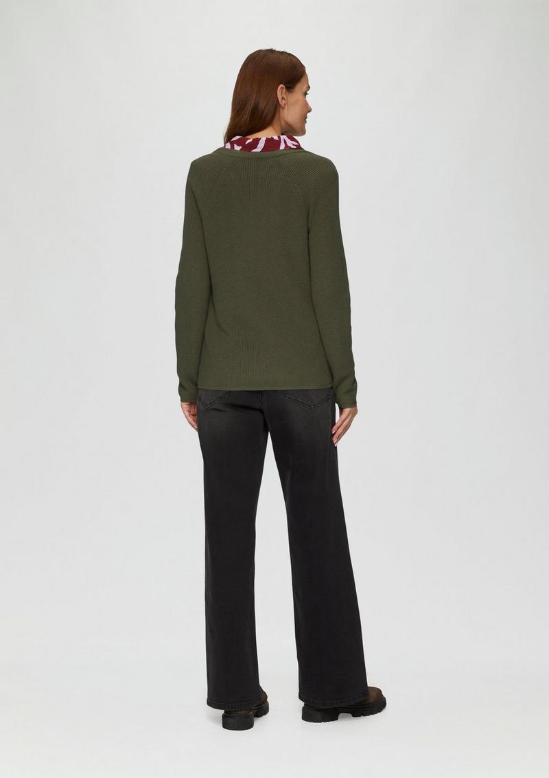 s.Oliver Strickpullover mit V-Ausschnitt aus Baumwollmix - olivgrün