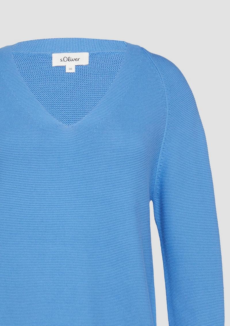 s.Oliver Gerippter Strickpullover aus Baumwollmix mit V-Ausschnitt - royalblau