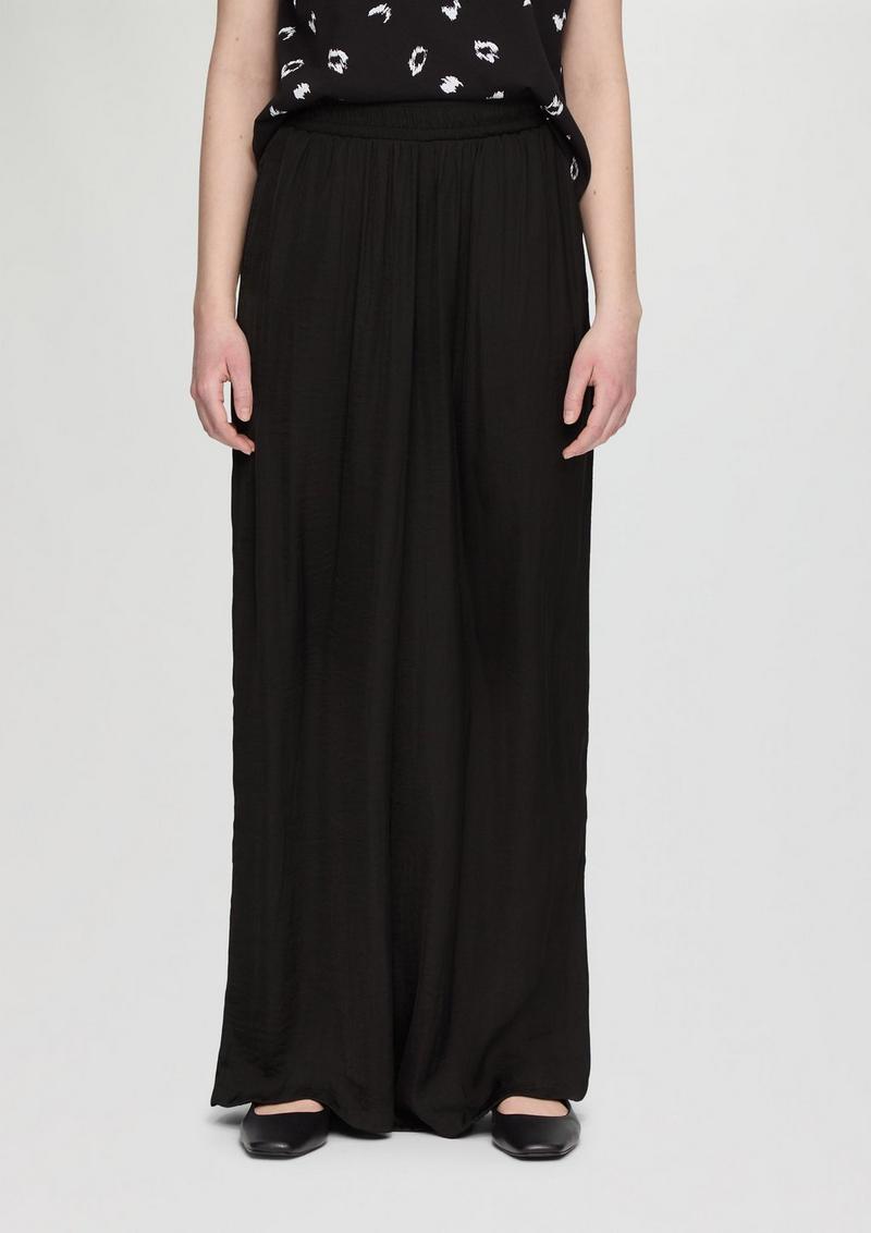 s.Oliver Culotte aus Satin mit elastischem Bund - schwarz