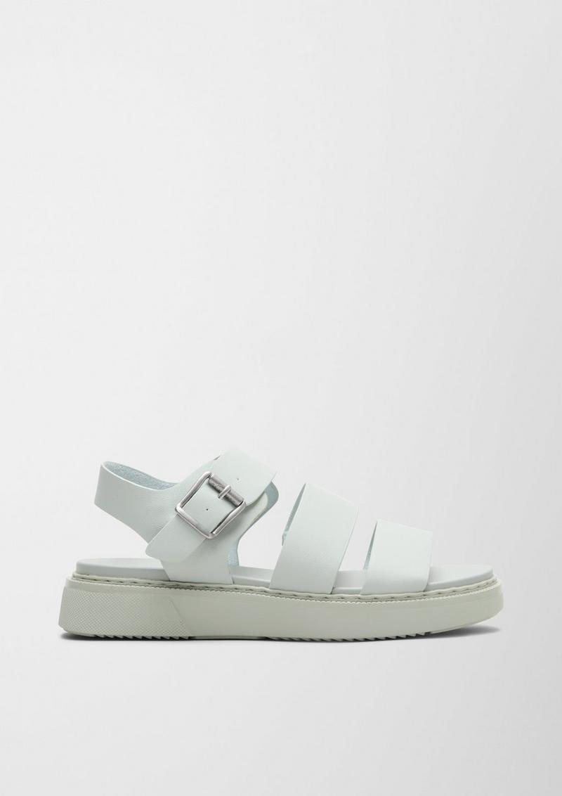 s.Oliver Sandalen im legeren Look - hellblau