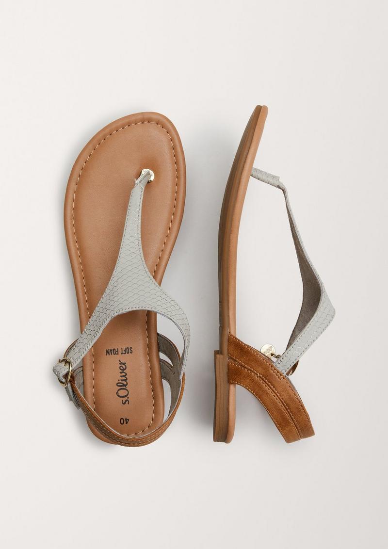 s.Oliver Sandalen in Leder-Optik - grau