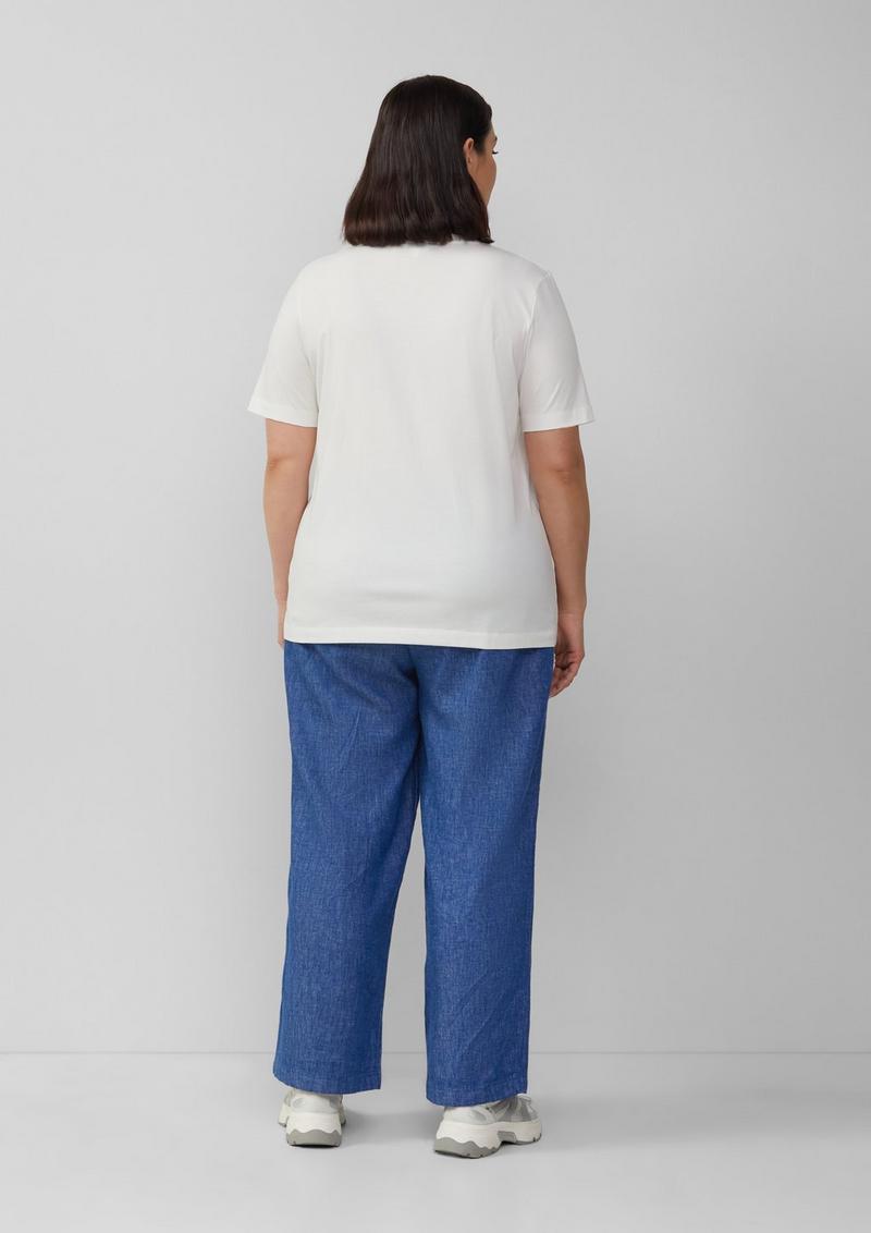 s.Oliver Baumwoll-T-Shirt im Regular Fit mit Frontprint - ecru