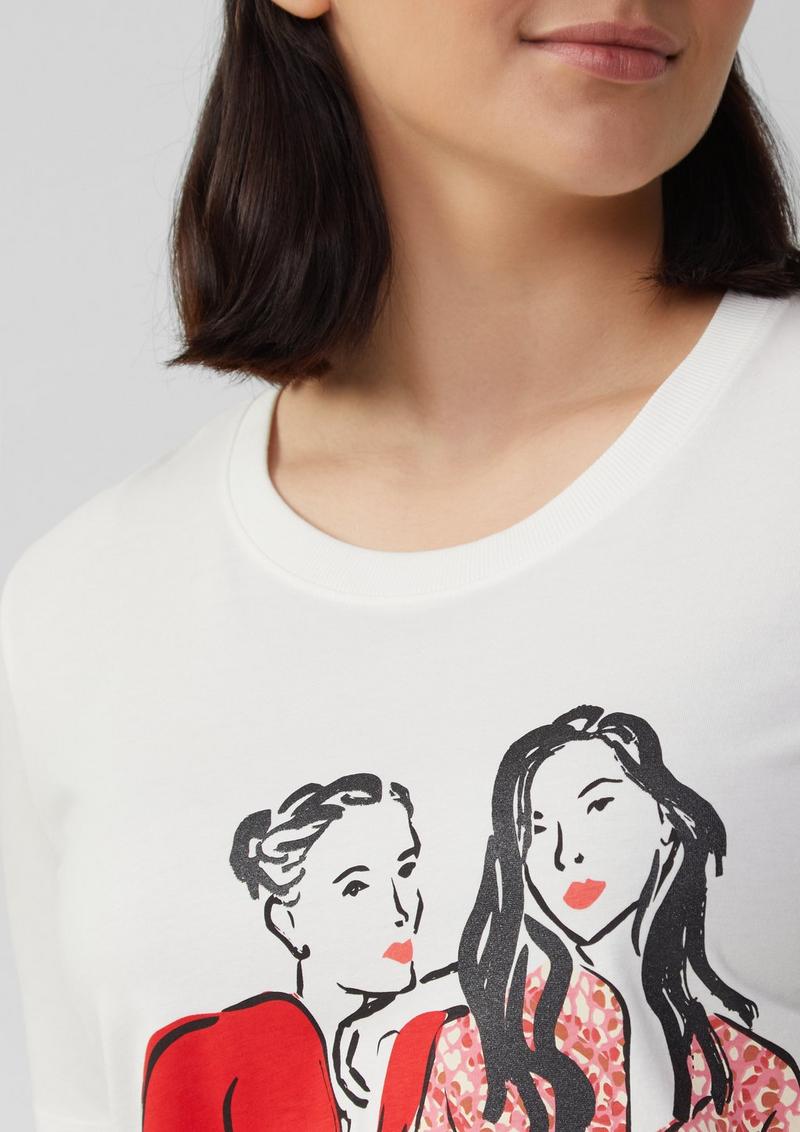 s.Oliver Baumwoll-T-Shirt im Regular Fit mit Frontprint - ecru