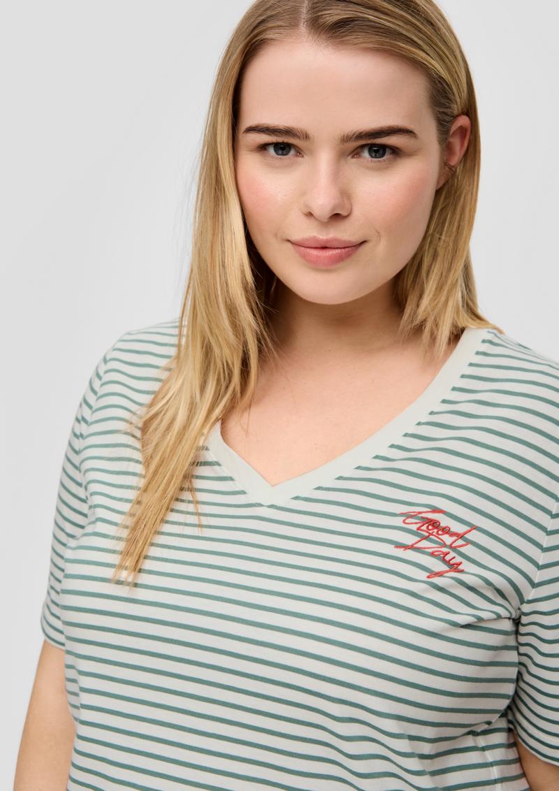 s.Oliver Weiches T-Shirt mit V-Ausschnitt - minze