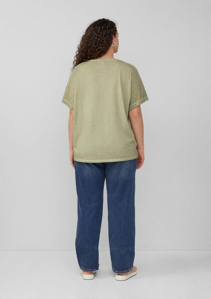 s.Oliver Gewaschenes T-Shirt mit Frontprint - helles olivgrün