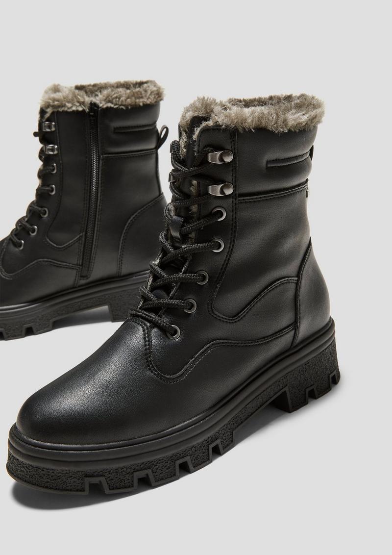 s.Oliver Tex-Stiefel mit Profilsohle - schwarz