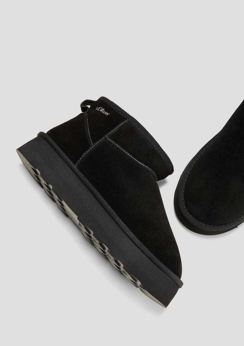 s.Oliver Stiefel mit Teddyplüsch-Futter - schwarz