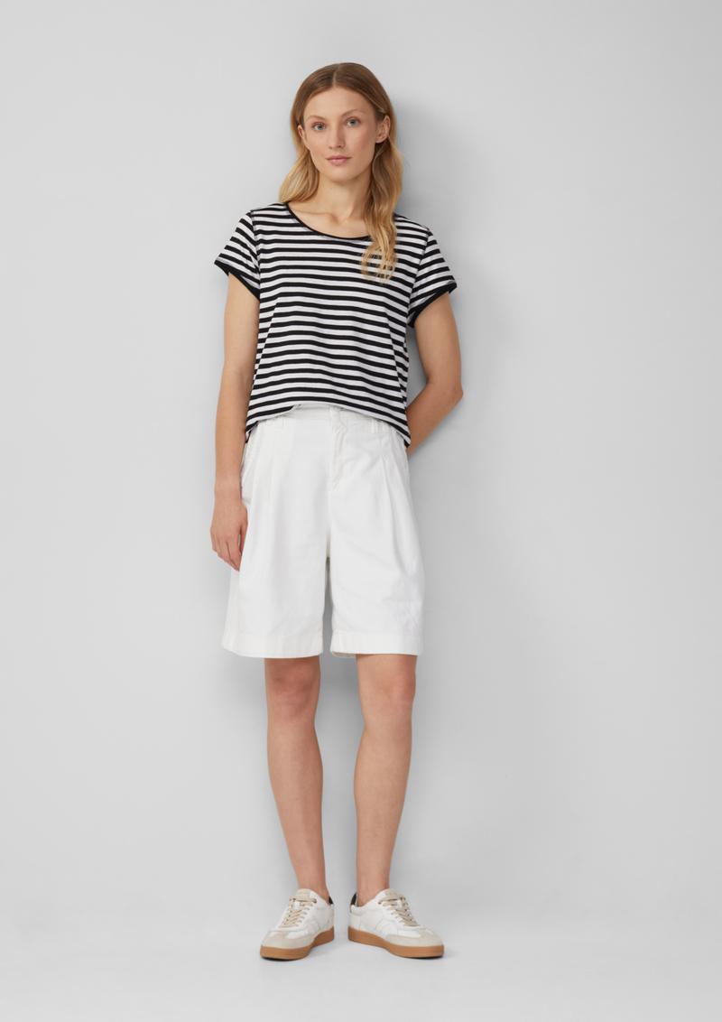 s.Oliver Denim-Bermuda mit Bundfalten - weiß