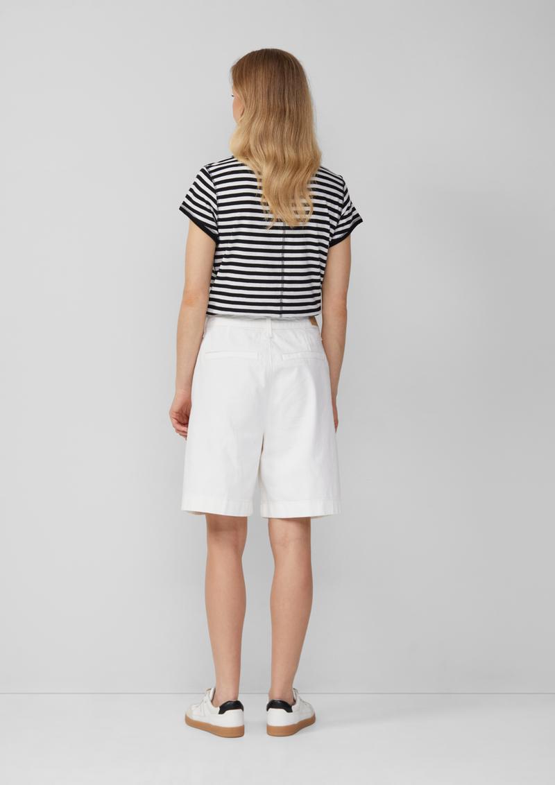 s.Oliver Denim-Bermuda mit Bundfalten - weiß