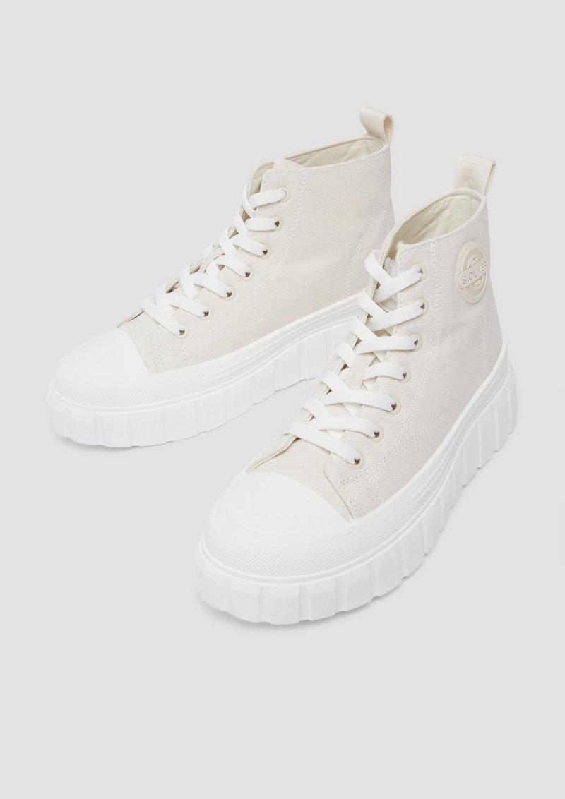 s.Oliver Chunky Sneaker mit Logo-Detail - creme