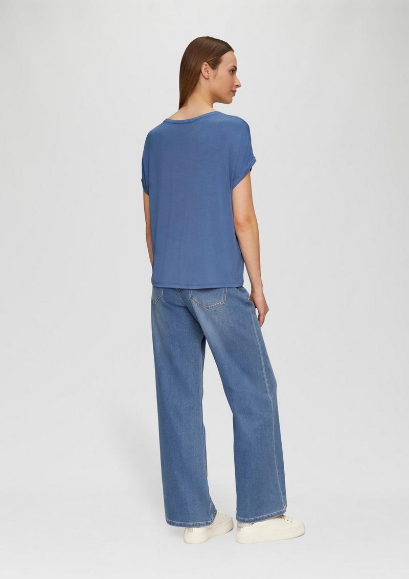 s.Oliver T-Shirt aus Viskosestretch mit Frontprint - blau
