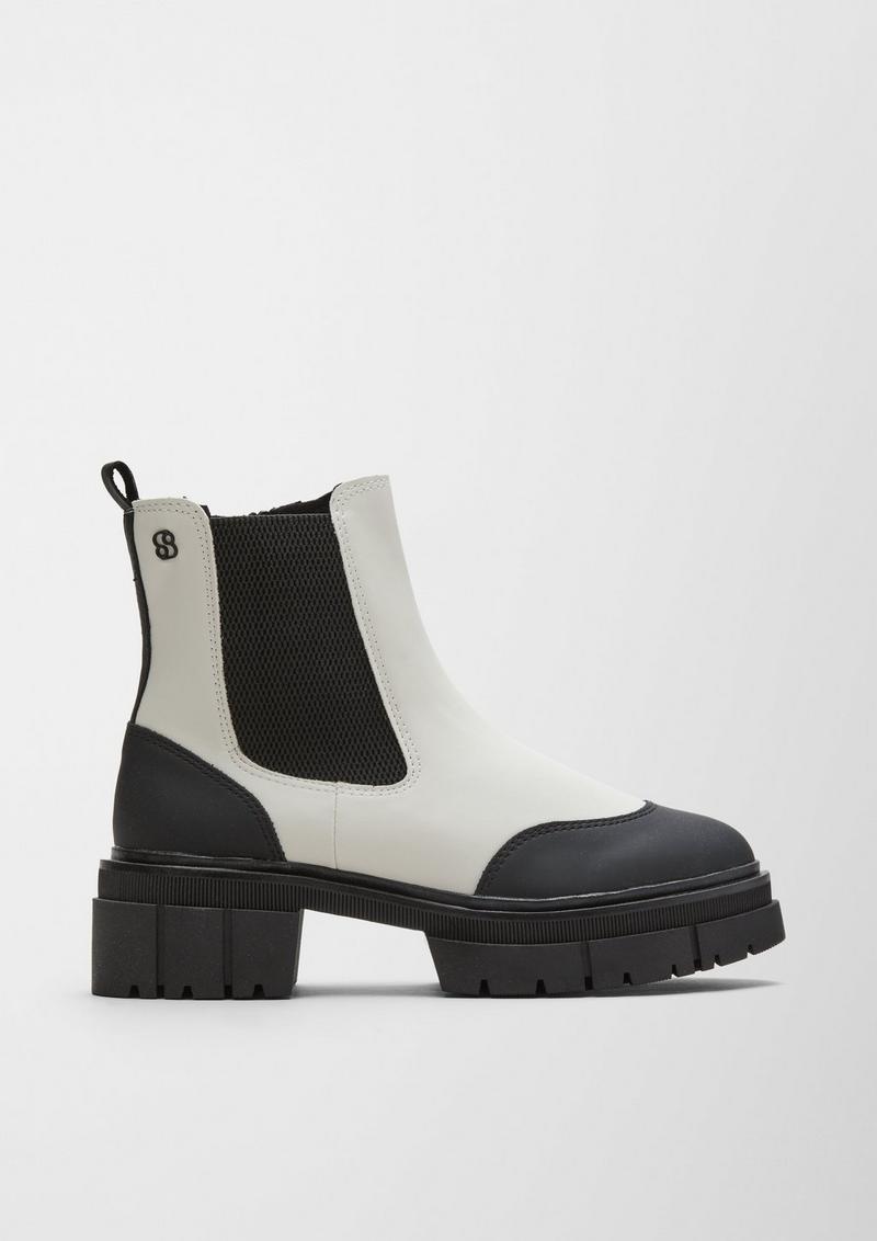 s.Oliver Stiefel mit Plateausohle - weiß