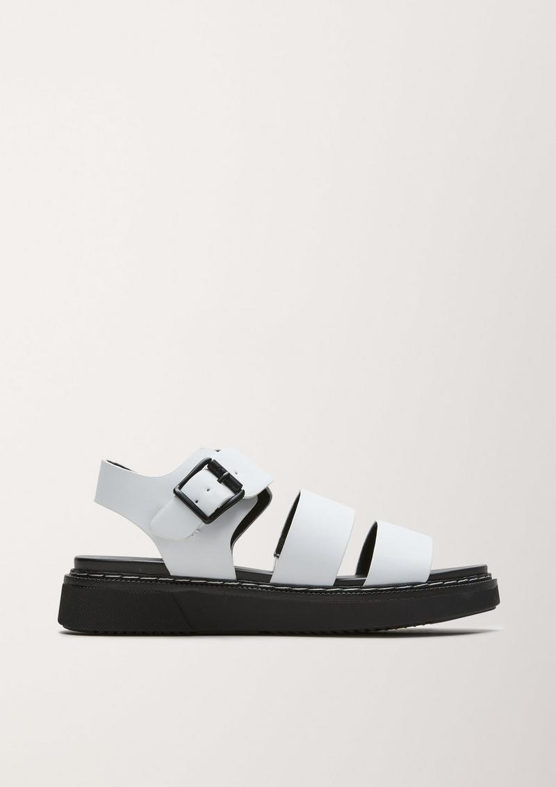 s.Oliver Sandalen in Lederoptik - weiß