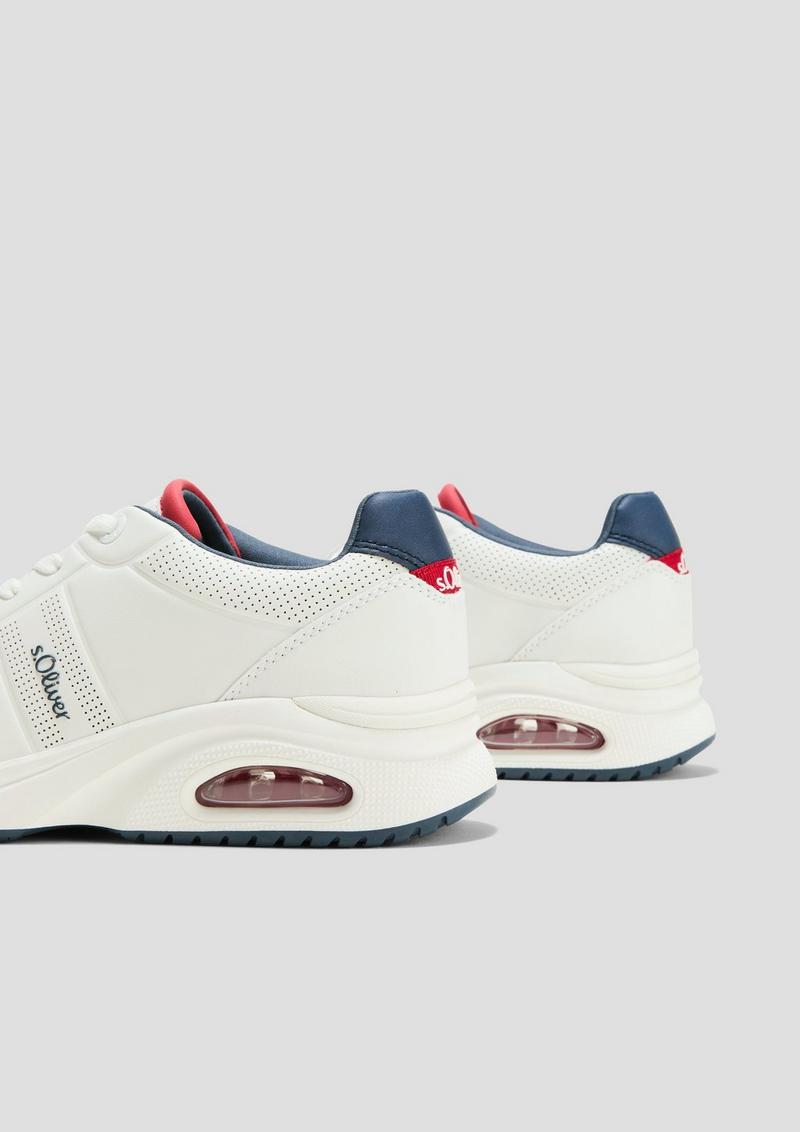 s.Oliver Sportliche Sneaker mit gepolsterter Laufsohle - weiß