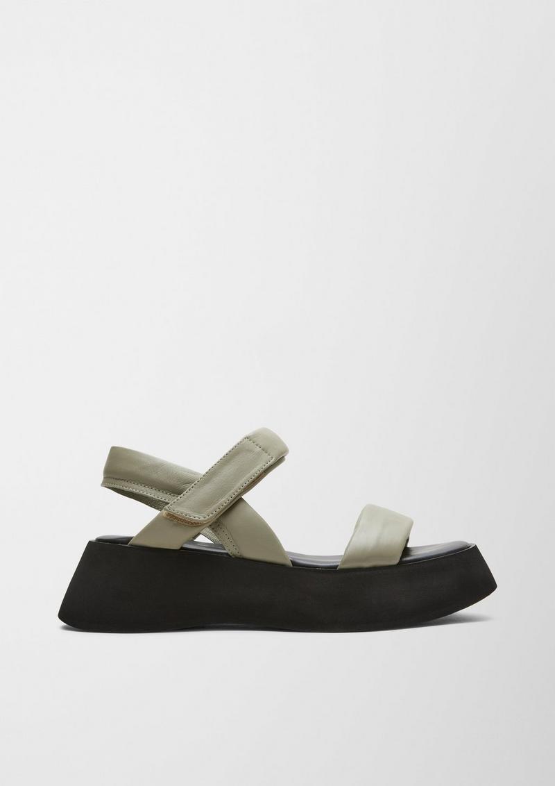 s.Oliver Sandalen aus Echtleder - helles olivgrün