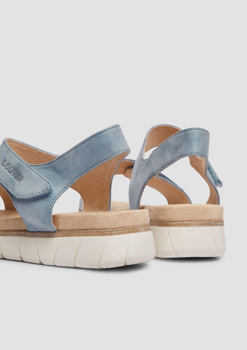 s.Oliver Sling-Sandalen mit Klettverschluss - hellblau