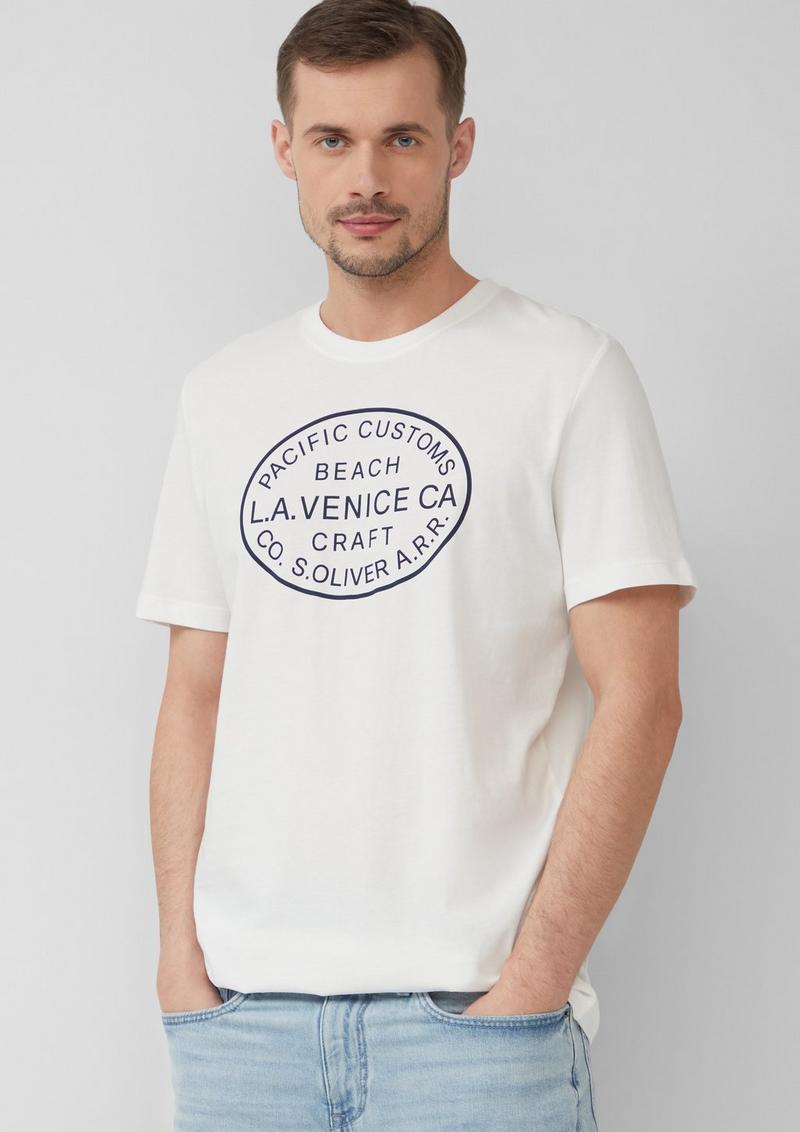s.Oliver T-Shirt mit Crew Neck und Frontprint - weiß