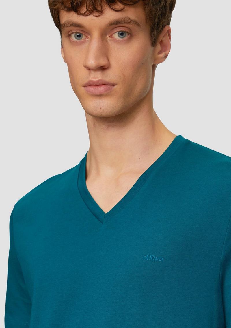 s.Oliver T-Shirt mit V-Ausschnitt und Logo-Print - petrol
