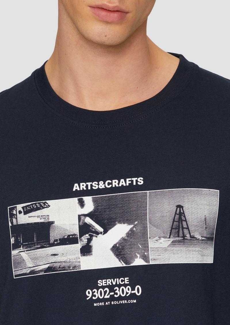 s.Oliver T-Shirt mit Crew Neck und Frontprint - navy