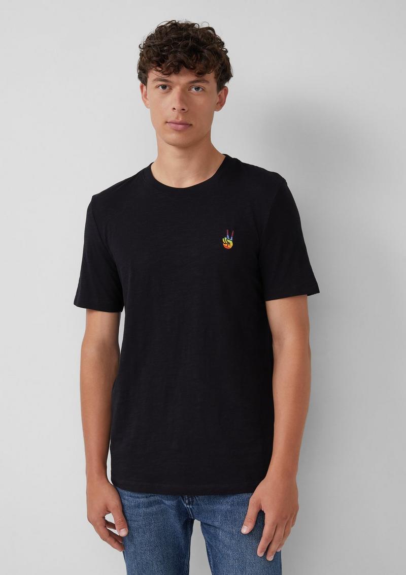 s.Oliver T-Shirt mit Pride-Motiv - schwarz