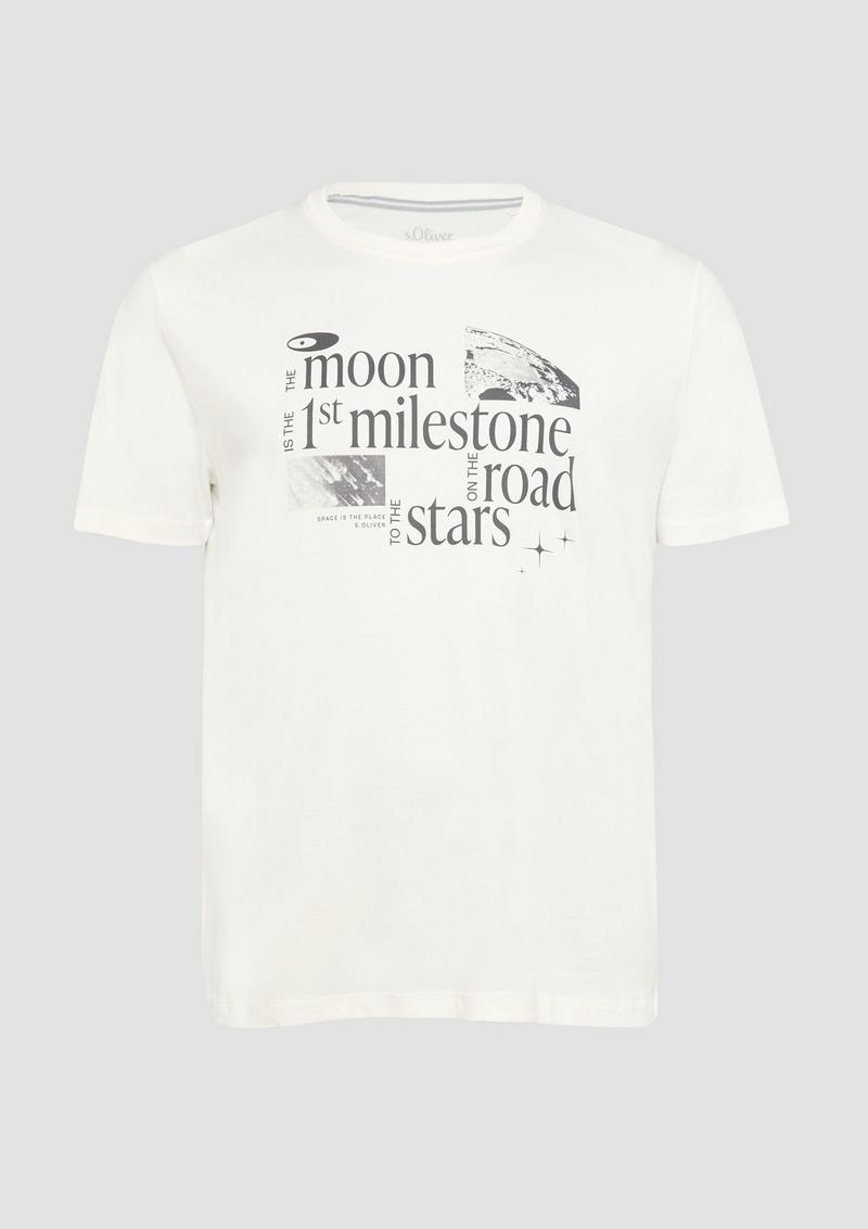 s.Oliver Baumwoll-T-Shirt mit Frontprint - weiß