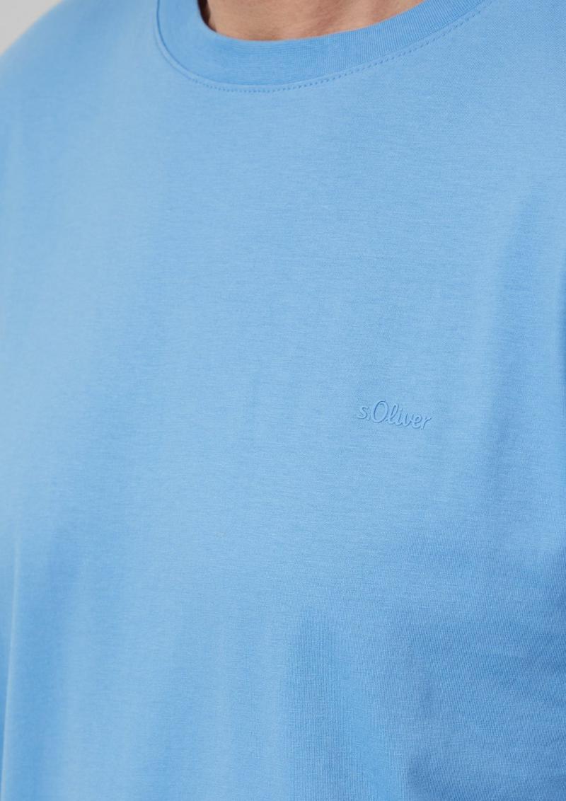 s.Oliver Baumwoll-T-Shirt mit Logo-Print - blau