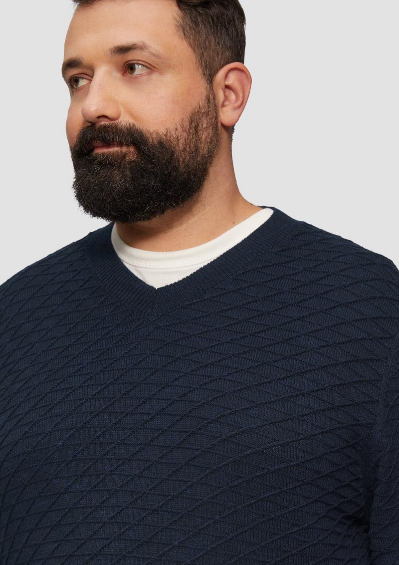 s.Oliver Strukturierter Pullover mit V-Ausschnitt - navy