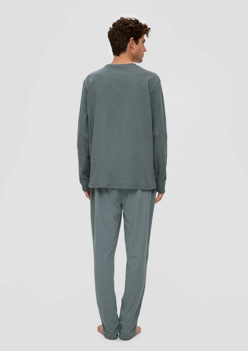 s.Oliver Langes Pyjama-Shirt mit Logoprint - helles olivgrün