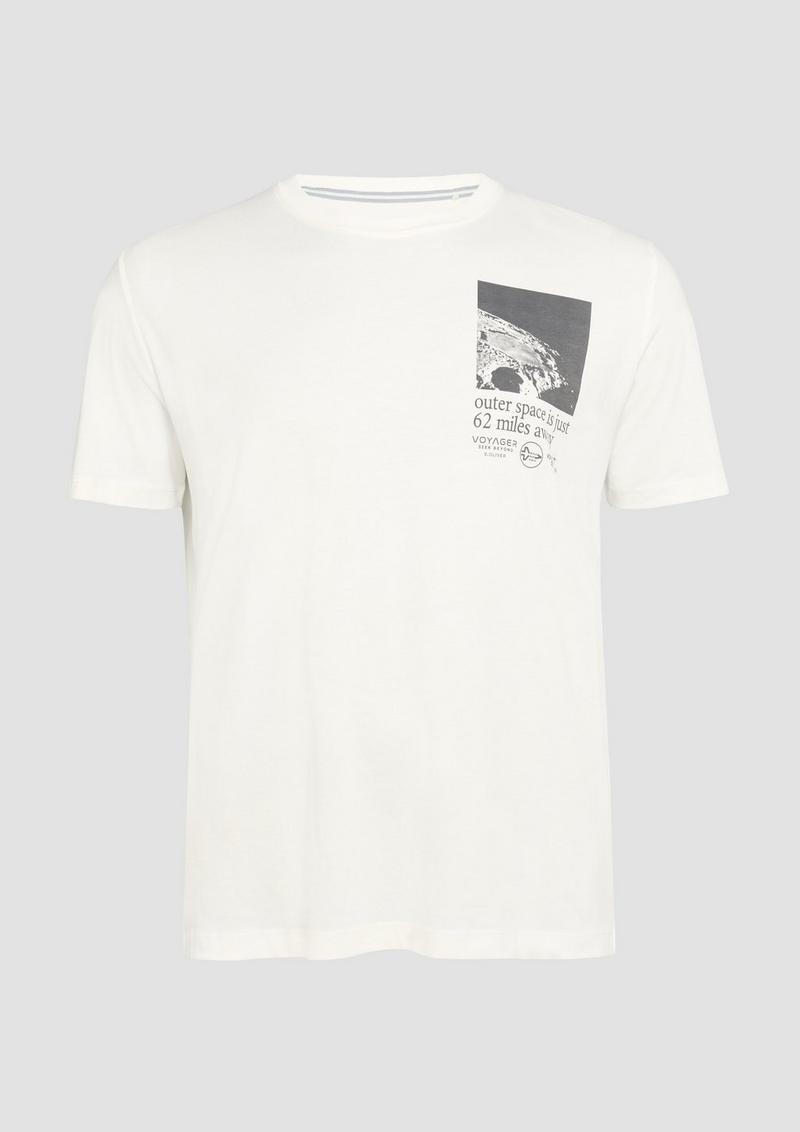 s.Oliver Baumwoll-T-Shirt mit Frontprint - weiß