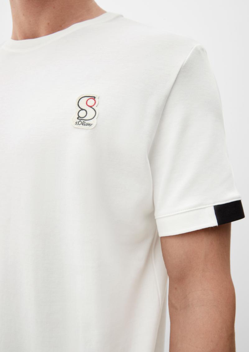 s.Oliver T-Shirt mit Labelpatch - weiß