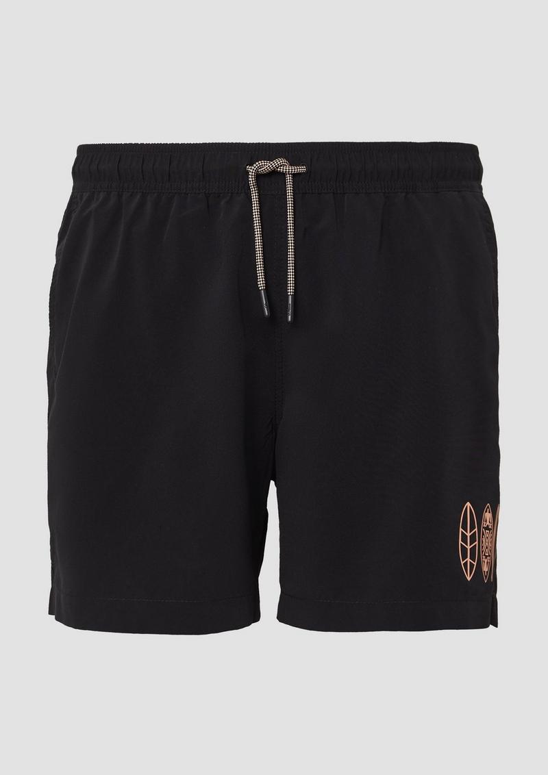 s.Oliver Badeshorts mit Artwork und Eingrifftaschen - schwarz