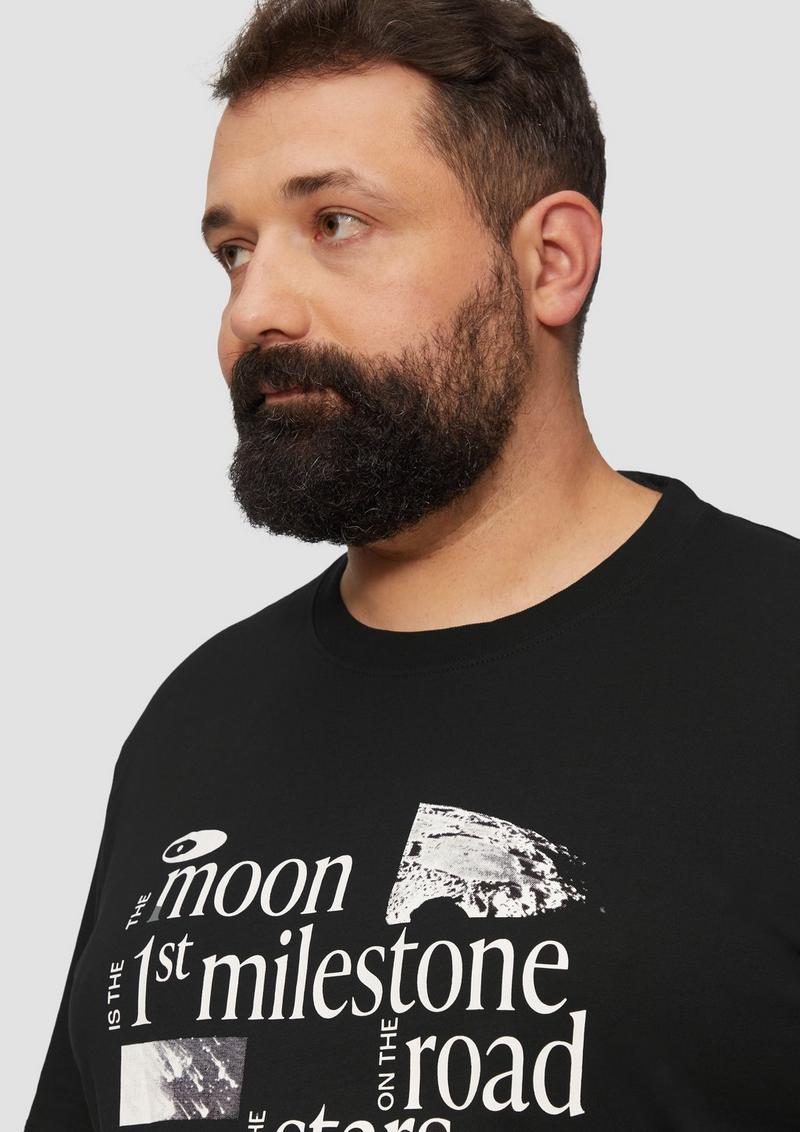 s.Oliver Baumwoll-T-Shirt mit Frontprint - schwarz