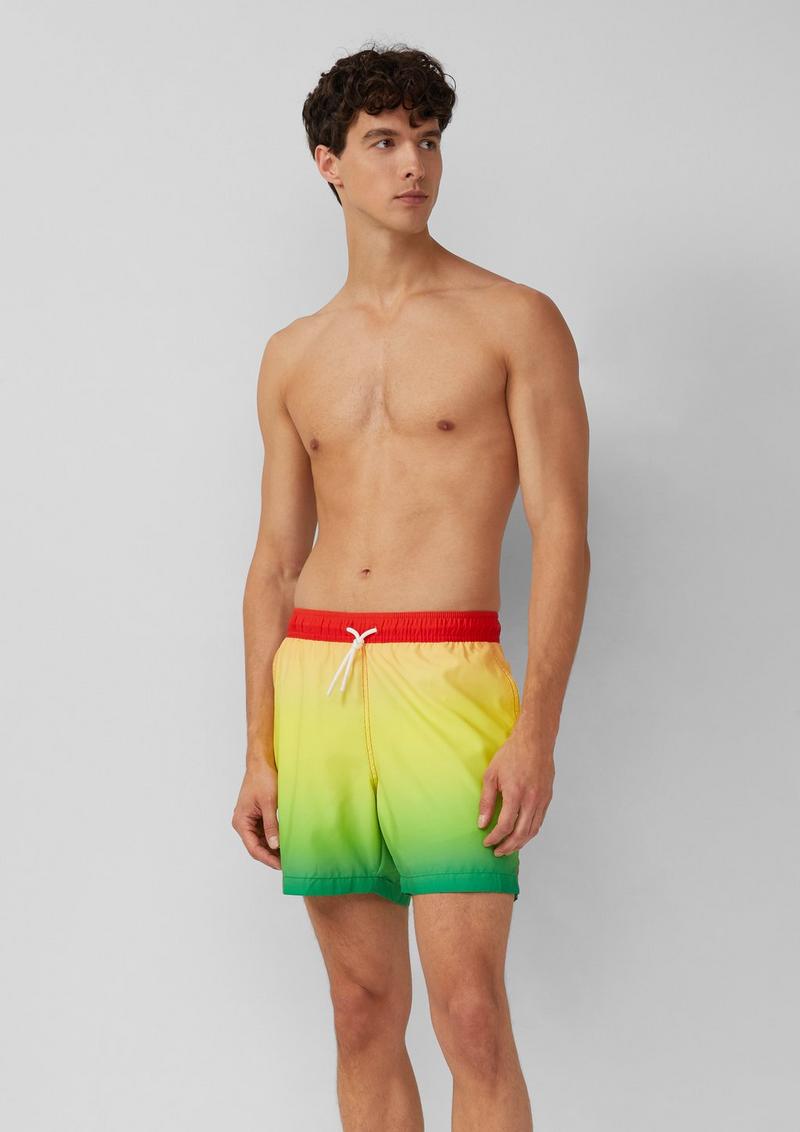 s.Oliver Badehose mit Pride-Motiv - gelb