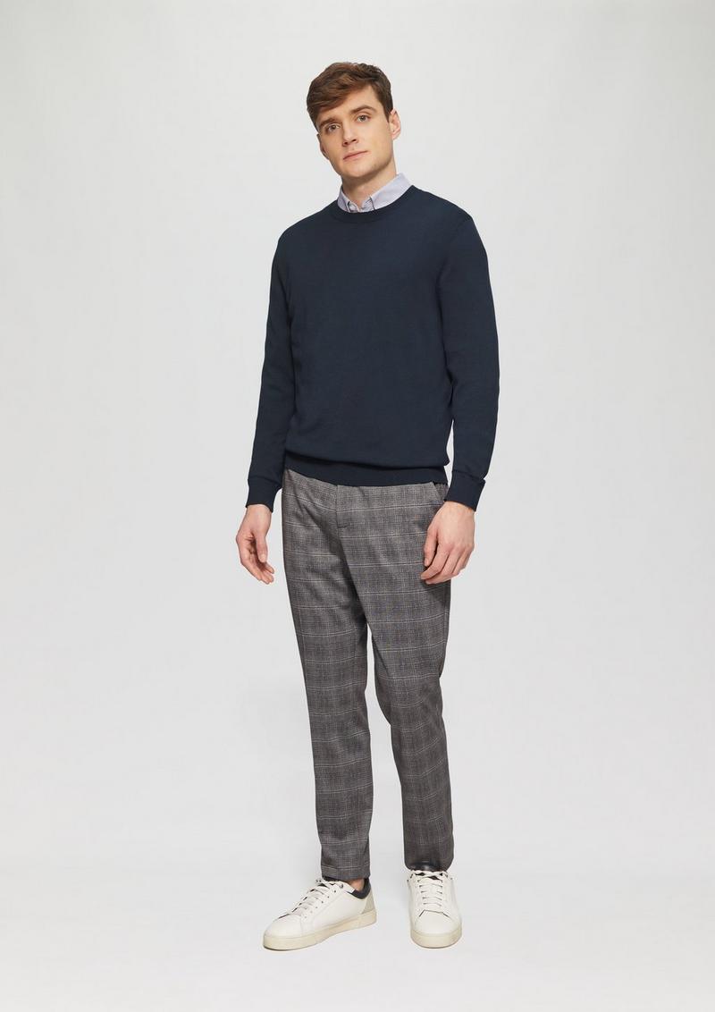 s.Oliver Edler Feinstrickpullover aus Baumwollmix mit Rippbündchen - navy