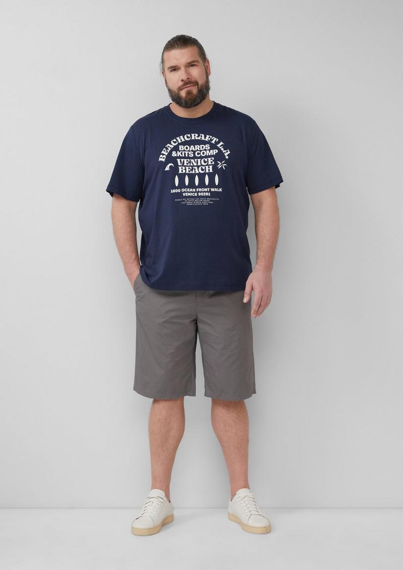s.Oliver Relaxed-Fit-Bermuda mit Minimalmuster und Elastikbund - grau